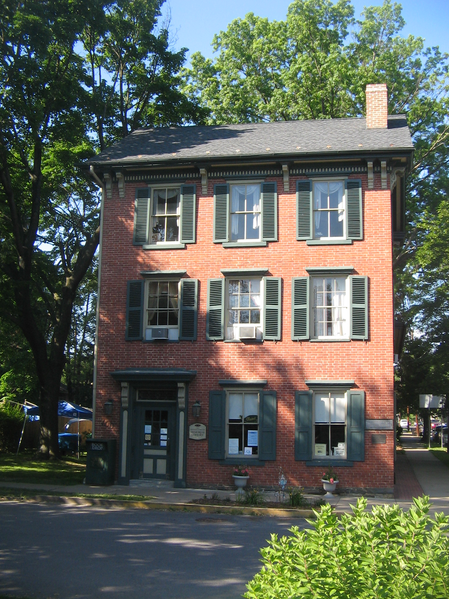 Priestley-Forsyth Memorial Library Northumberland Pennsylvania